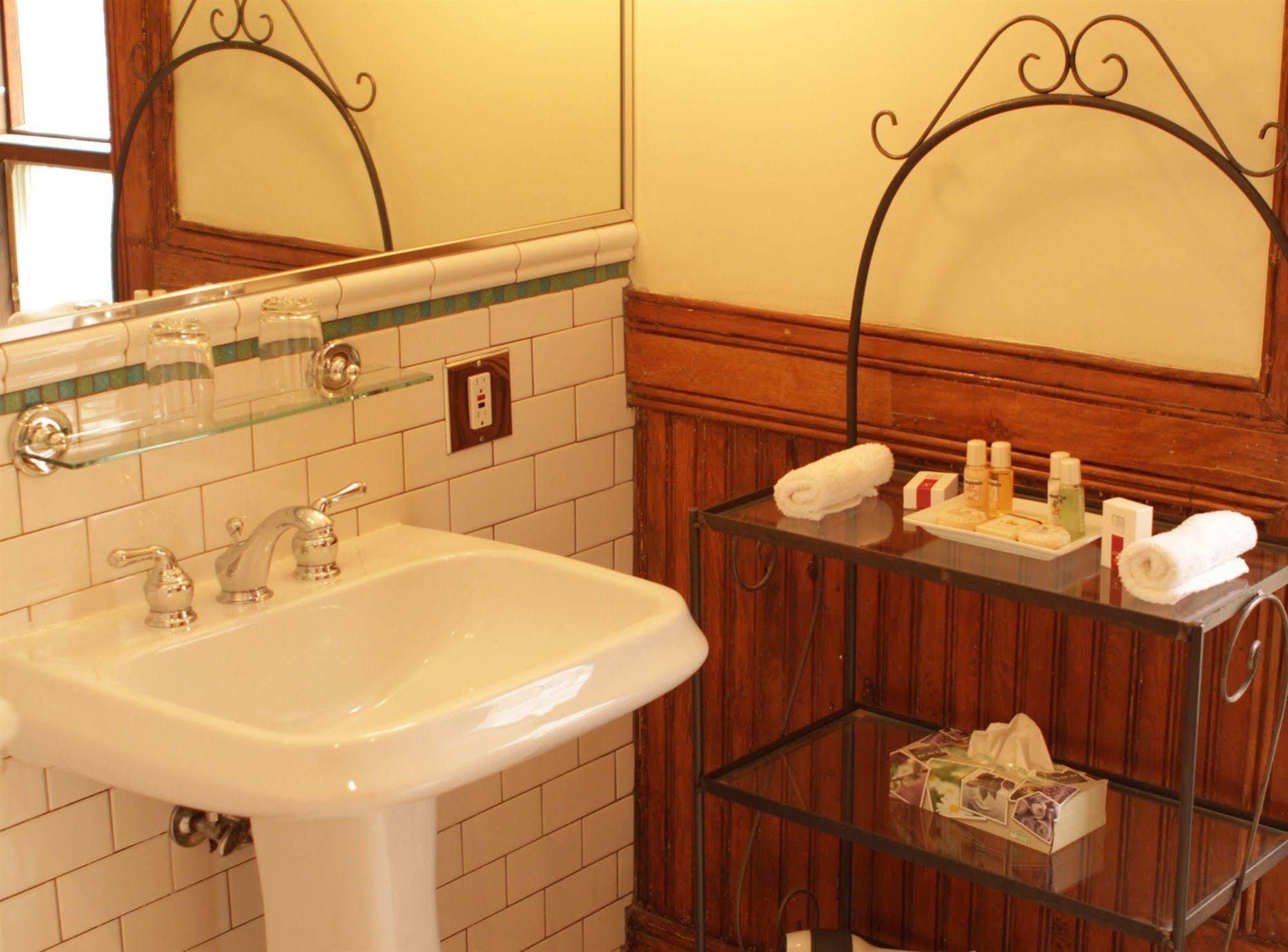מונטריאול Auberge De La Place Royale מראה חיצוני תמונה