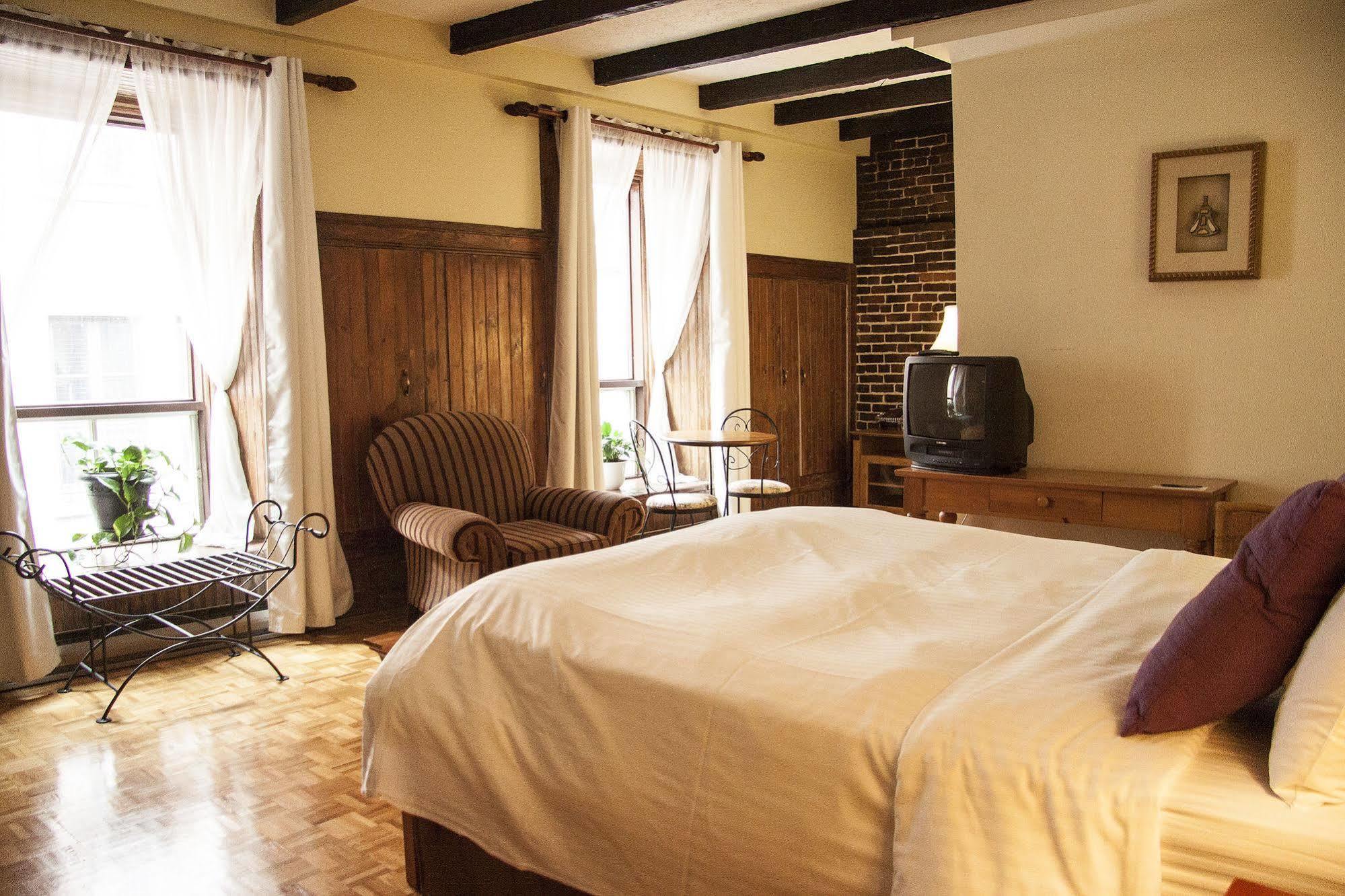 מונטריאול Auberge De La Place Royale מראה חיצוני תמונה