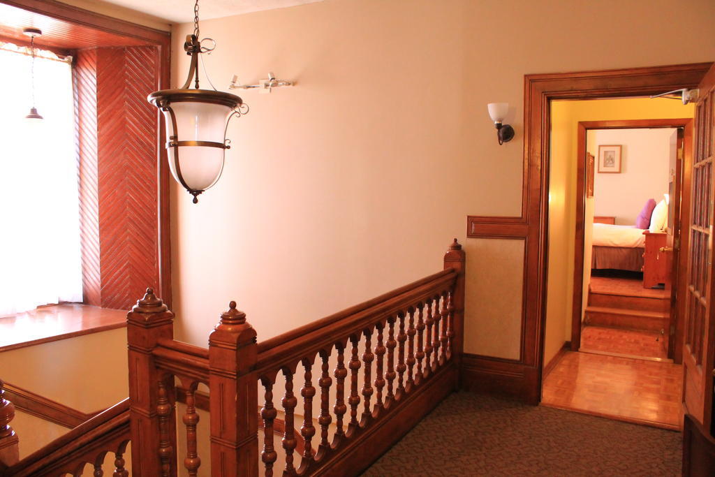 מונטריאול Auberge De La Place Royale מראה חיצוני תמונה